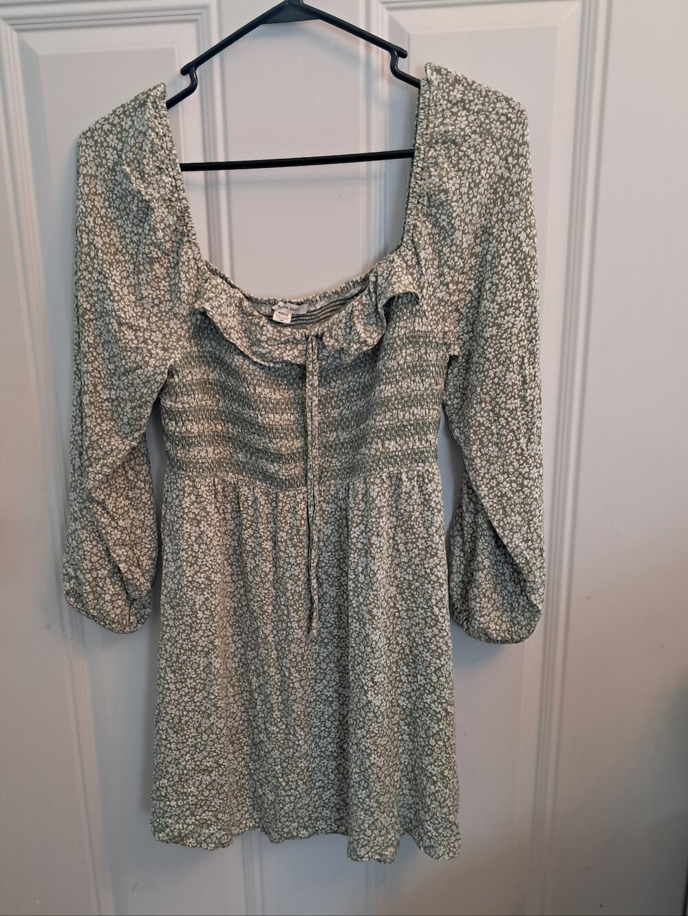 AE Floral Long Sleeve Ruffle Mini Dress SZ M